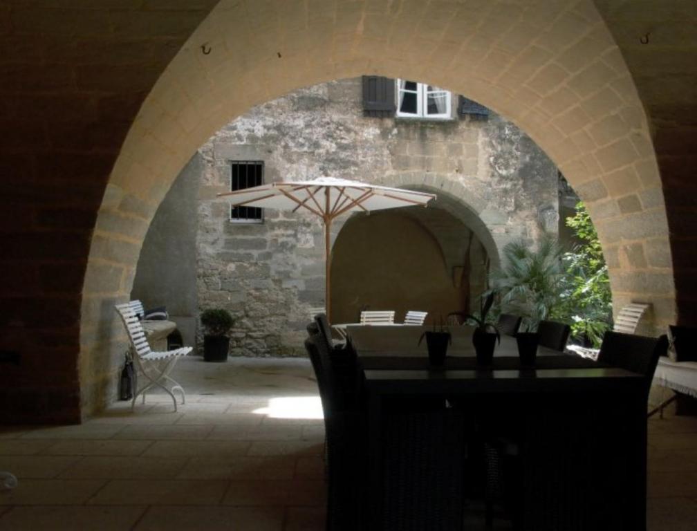 Bed and Breakfast Monte Arena Montaren-et-Saint-Médiers Exterior foto